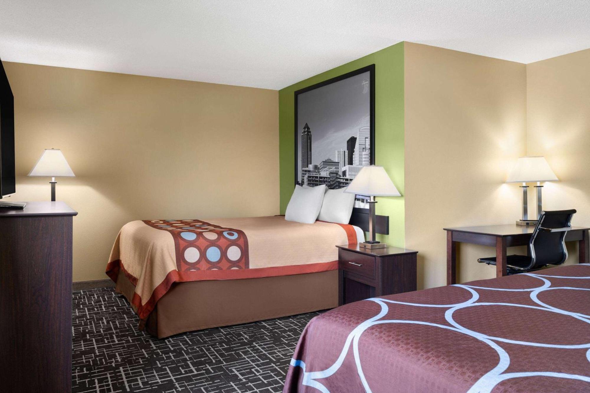Super 8 By Wyndham Dyersville מראה חיצוני תמונה